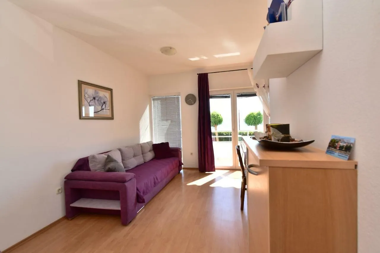 Apartments Lara Croatia